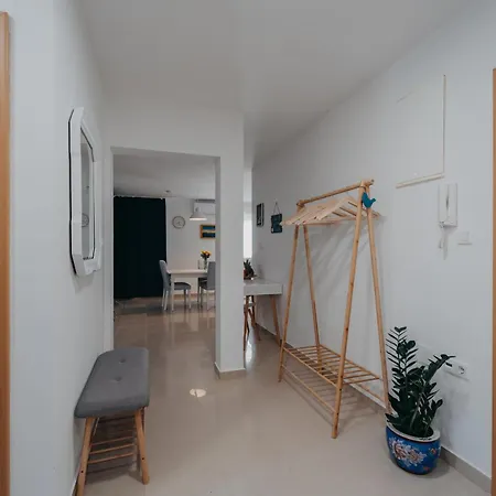 Inela - Peaceful 아파트